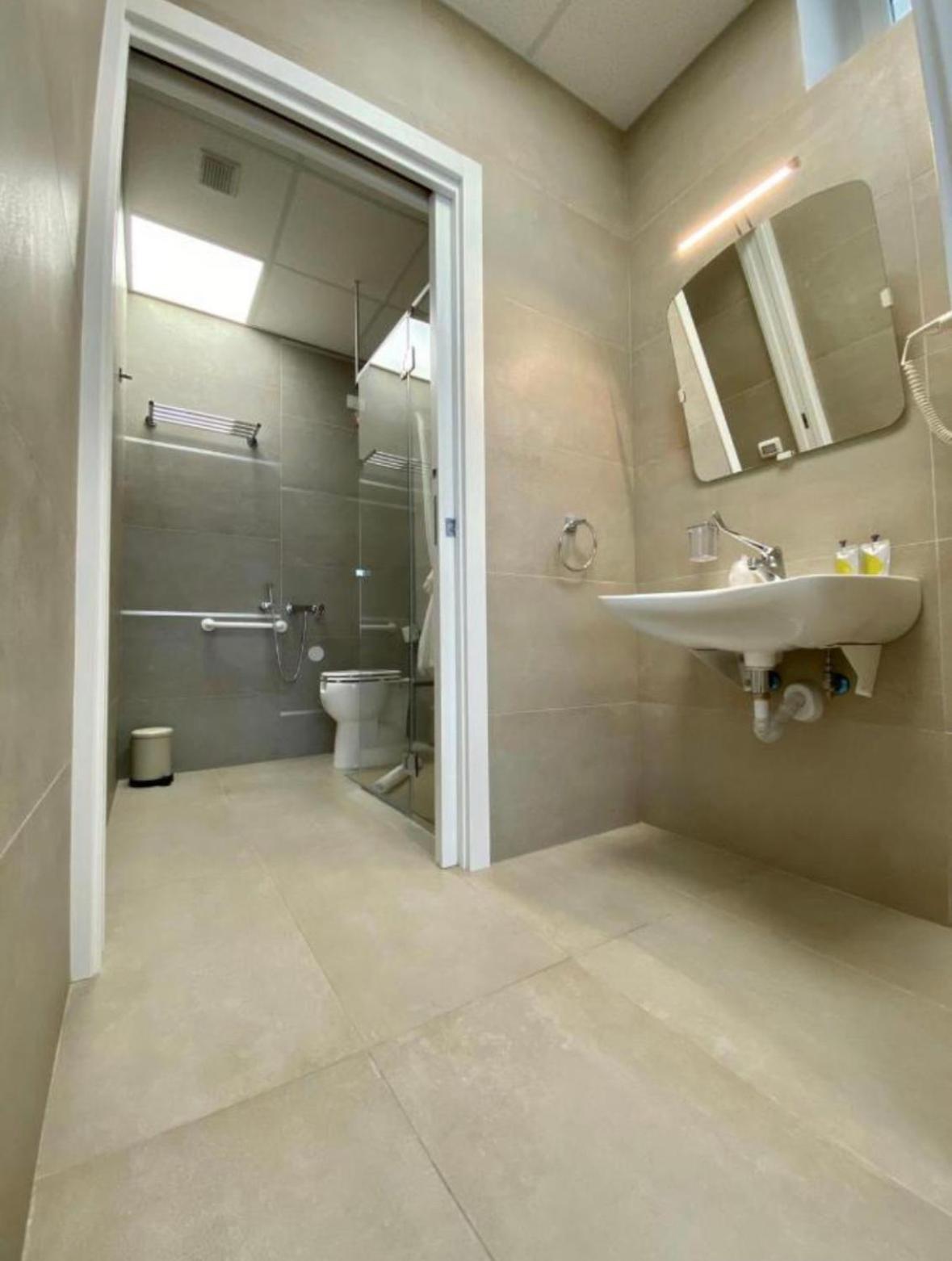 Apart-hotel Beeapartments 2*